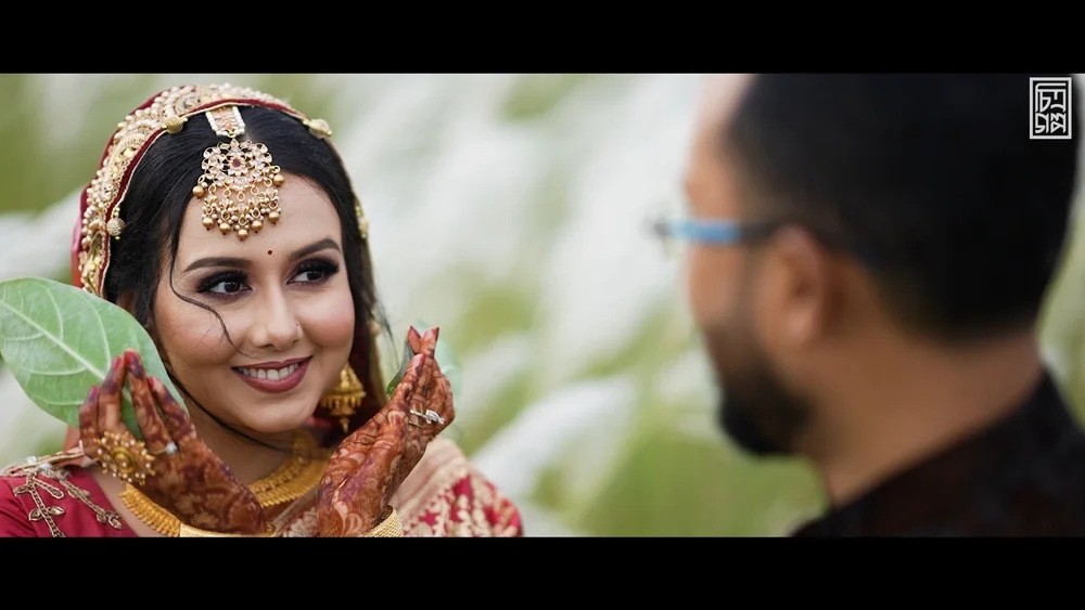 Thumbnail for তানহা কে বলেছিলাম কোন ক্যাপশন দিবা নাকি, সে একটা লাইন দিছে video