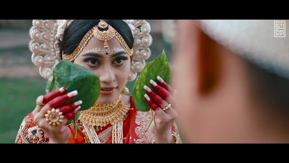 Watch লাল টুক টুকে পুতুল পুতুল বউ সাজা অনেক মেয়ের কাছে স্বপ্ন। এই স্বপ্নই ছিলো আমার সবচেয়ে অন্যরকম দরজার ব video on Facebook Thumbnail for লাল টুক টুকে পুতুল পুতুল বউ সাজা অনেক মেয়ের কাছে স্বপ্ন। এই স্বপ্নই ছিলো আমার সবচেয়ে অন্যরকম দরজার ব video