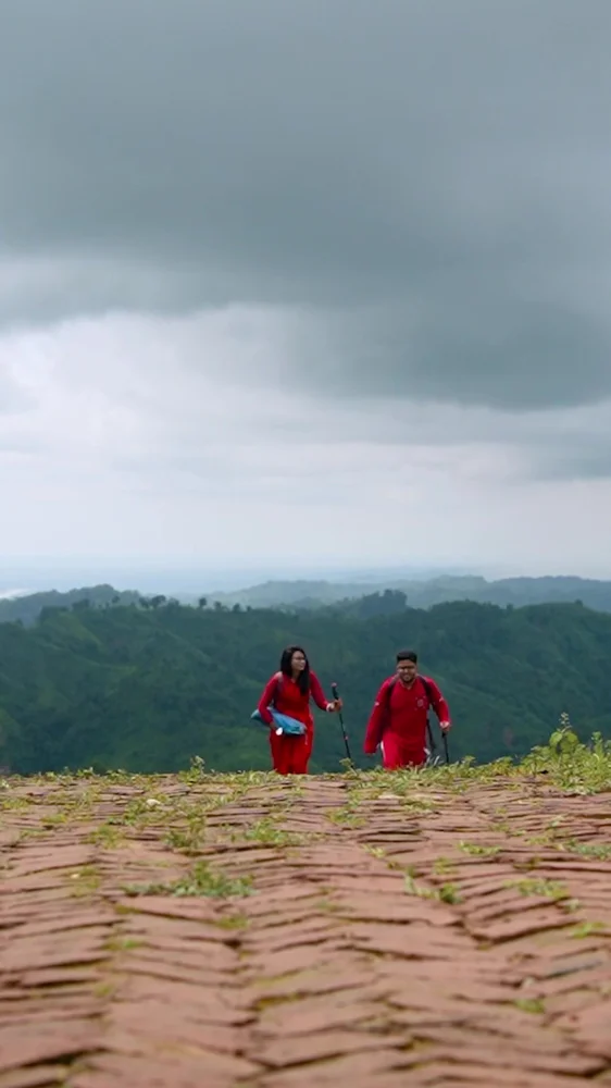 Thumbnail for #traveler #coupletravel #arafatsarkarrasel video