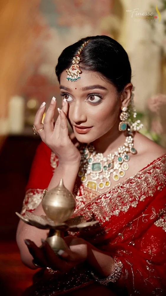 Thumbnail for MUA : Makeover Finesse by Farhana Chait reel