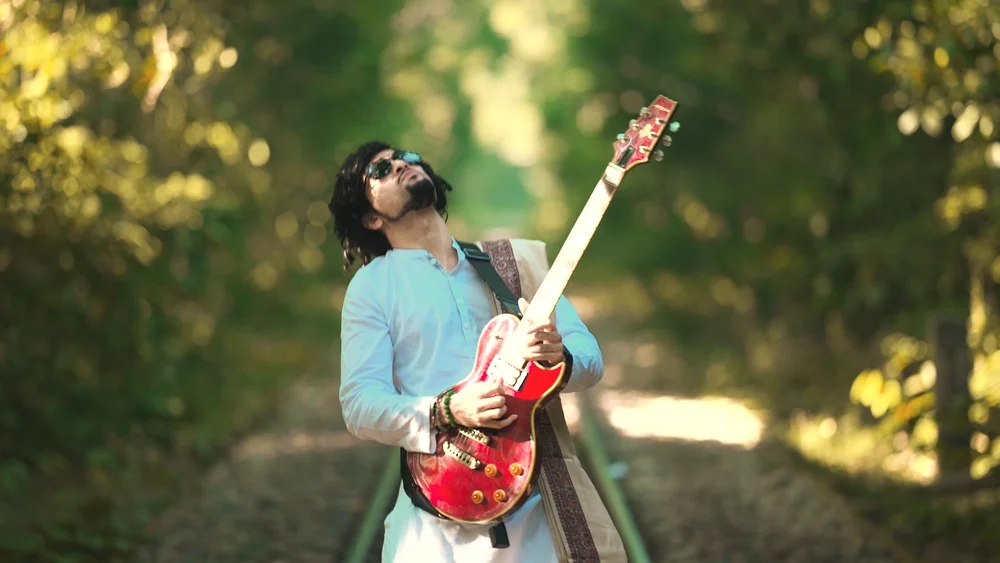 Thumbnail for Dhono Dhanno Pushpe Bhora - Shishir Ahmed (Instrumental) video